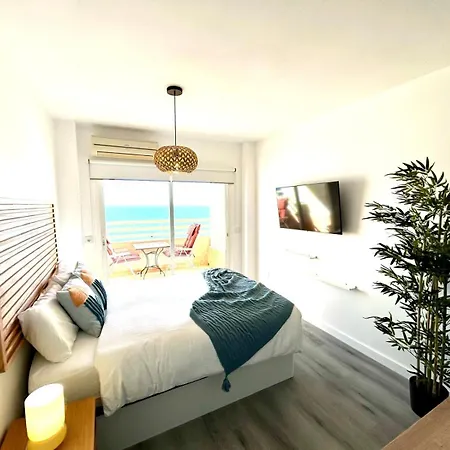 Apartment Stella Maris - Amazing Frontal Sea Views With Pool & Terrace By 10tosea