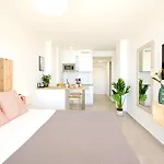 شقة Stella Maris - Amazing Frontal Sea Views With Pool & Terrace By 10tosea *